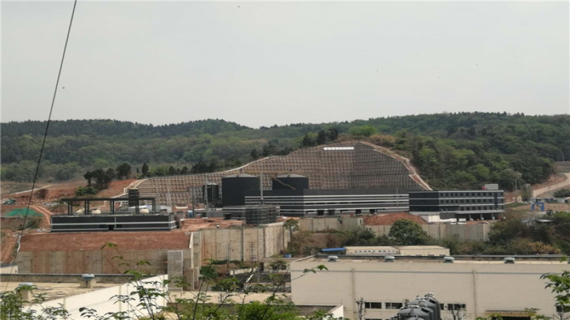 成都中心城區(qū)餐廚垃圾無害化處理邊坡支護工程竣工